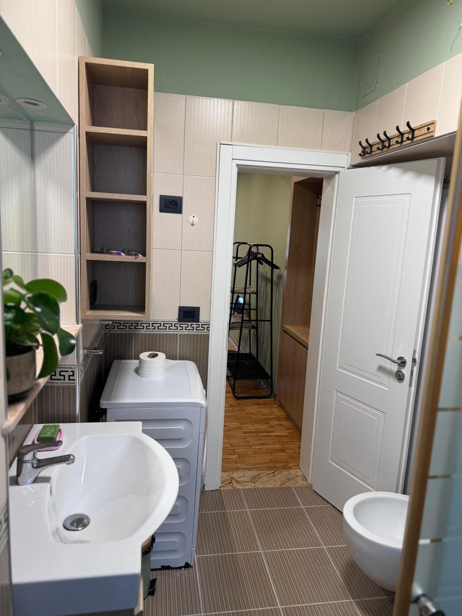The Hidden Gem Of Blloku Apartment ติรานา ภายนอก รูปภาพ